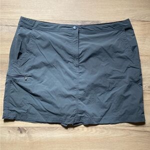 LL Bean Active Gray Skort